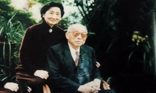 张学良有几个老婆?他最爱的是谁? 张学良有几个老婆?他最爱的是谁?
