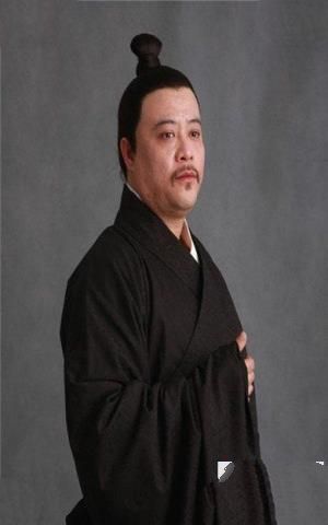 新《红楼梦》贾珍剧照