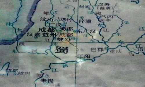 邓艾为什么能灭掉蜀国?邓艾灭蜀一共用了多少兵力? 邓艾为什么能灭掉蜀国?邓艾灭蜀一共用了多少兵力?