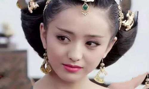 赵合德为什么比赵飞燕受宠? 赵合德为什么比赵飞燕受宠?