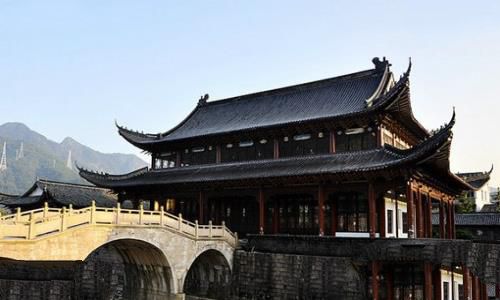 王十朋主要有哪些成就 王十朋生平简介 王十朋主要有哪些成就 王十朋生平简介