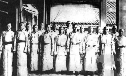 太监为什么要净身 古代太监为什么要割的原因