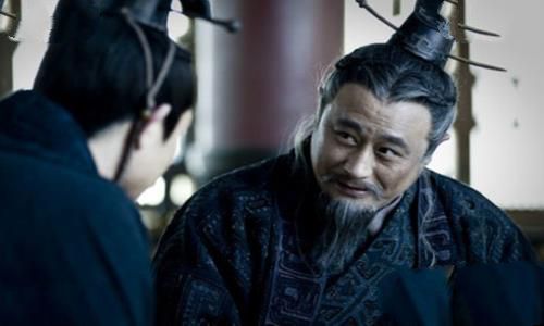 李斯是怎样成为秦国丞相的?李斯升职依靠什么?
