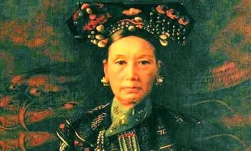 慈禧年轻时照片复原 竟然是个大美女?