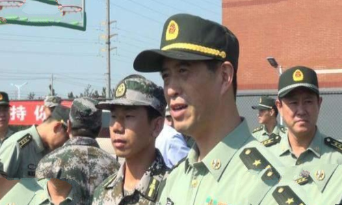解放军军官的军衔，到底应该如何识别？记住这3个要素就行