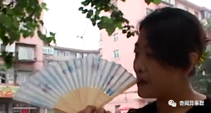 吃玻璃上瘾，吃活泥鳅，这些牛人身体发生怎样变化？