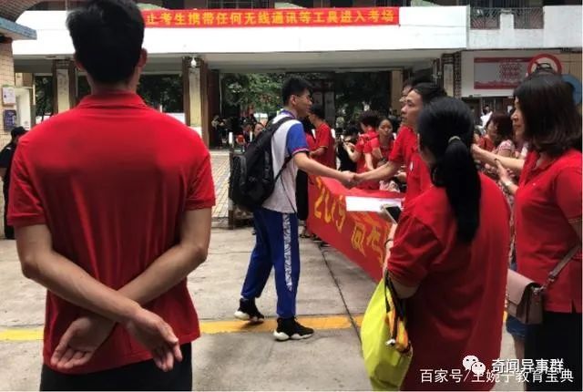 盘点史上最奇葩的真实事件，第一个就没忍住，第八个是真男人！
