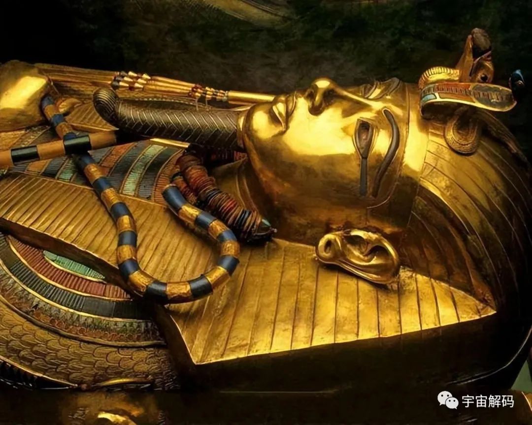 揭开法老的奥秘：埃及新王国的死亡和来世