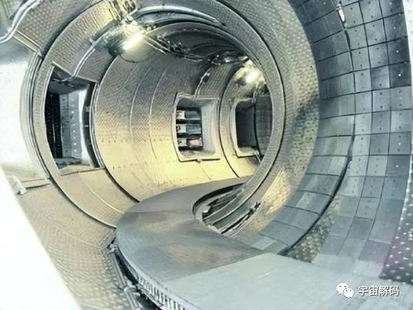 中国“人造太阳”取得重大进展，攻克第一壁材料，可抗上亿度高温