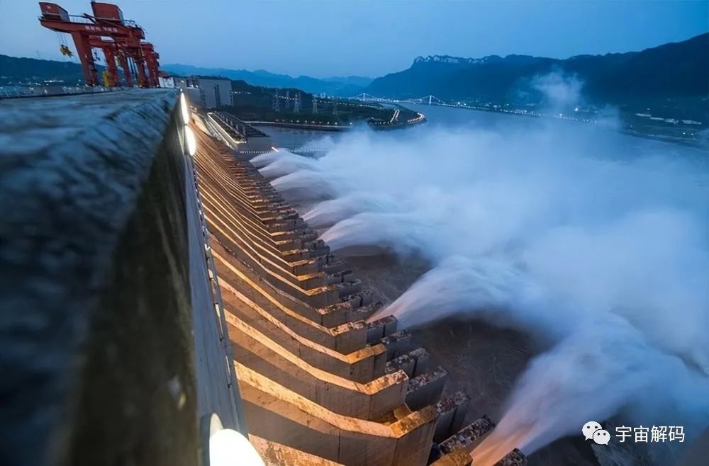 若三峡遭受“毁灭性”攻击，被炸毁后，对中国造成多大的损失？