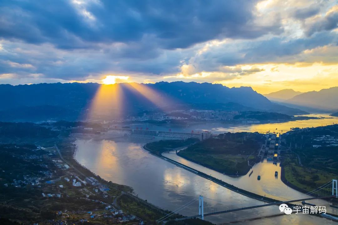 若三峡遭受“毁灭性”攻击，被炸毁后，对中国造成多大的损失？