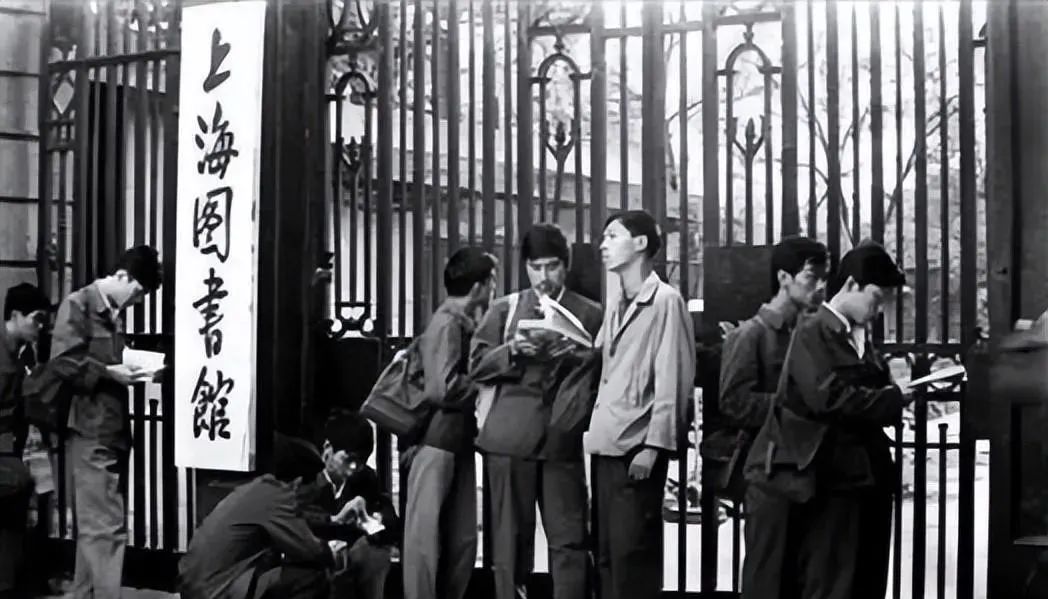 尘封的60年代：献给1960-1969年出生的人，只能看不许哭