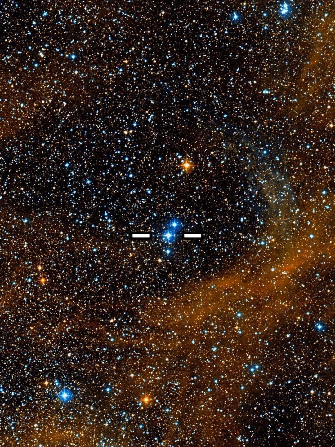 1万5千光年外，一颗快要死亡的恒星！被韦伯拍到罕见时刻