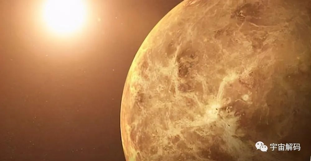 水星距离太阳最近，白天温度高达432℃，却储存了一万亿吨水？