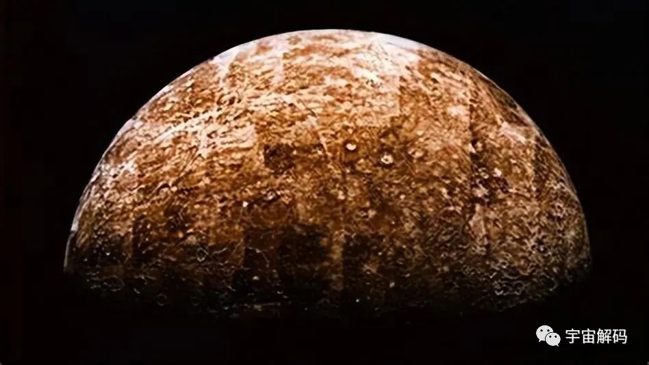 水星距离太阳最近，白天温度高达432℃，却储存了一万亿吨水？