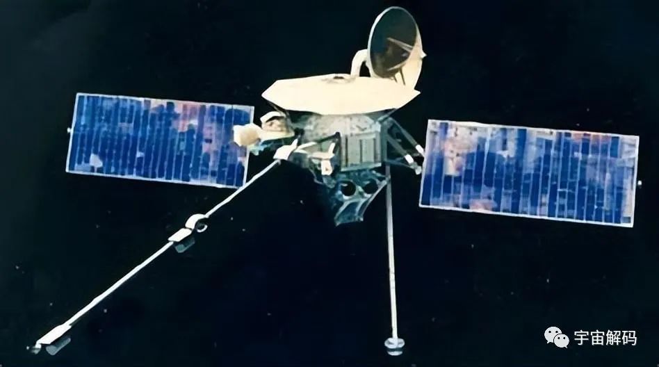 水星距离太阳最近，白天温度高达432℃，却储存了一万亿吨水？