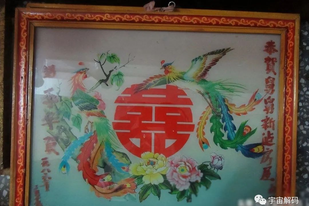 八十年代的那些日常生活用品，仿佛一下子把人拉回了过去