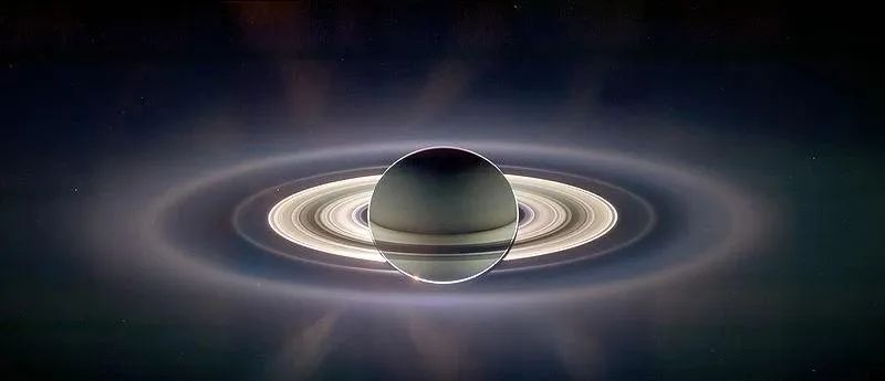 土星正在失去它的光环，且它们消失的速度比科学家预期的要快得多