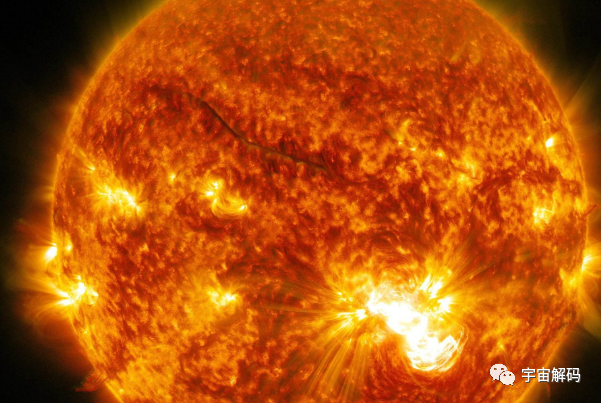 太阳为什么能一直燃烧:热核反应，氢气71%