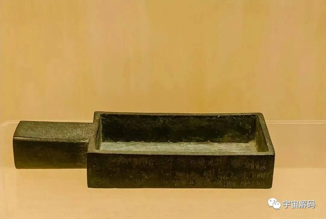 揭秘兵器真实重量：古代武将真能举几十斤的兵器打一天？