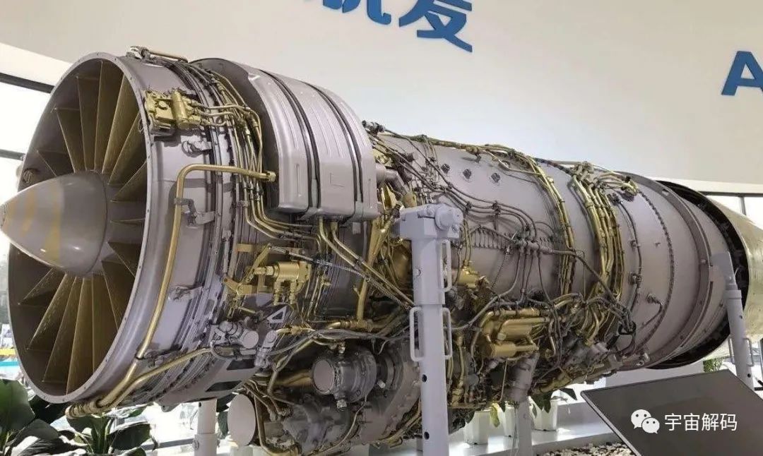 中国能造吗？AN225降落波兰，起落架螺栓断裂