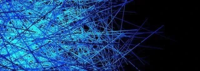 宇宙的绝对热度——1420000000000000000000000000000000℃