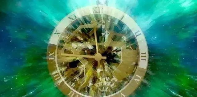 如果宇宙发生坍塌，时间会倒流吗？