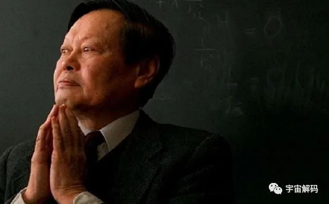比霍金更伟大？物理学家比拼，杨振宁可以排第几？