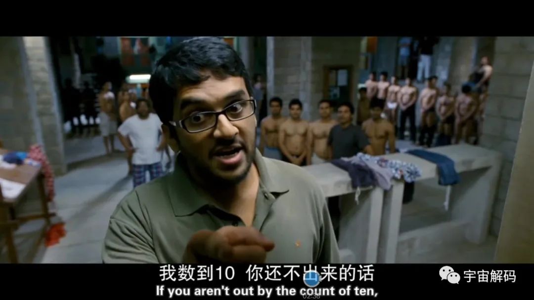 如果对着有电的插座尿尿，会不会被电到？