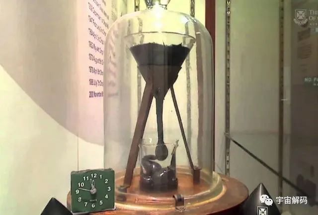 从“液态玻璃”到“非晶态固体”：玻璃的真正面貌到底是什么？