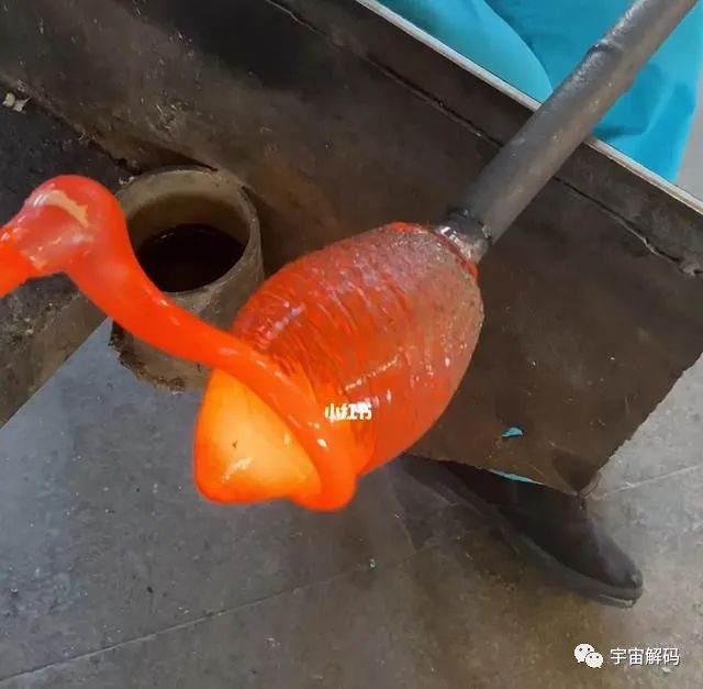 从“液态玻璃”到“非晶态固体”：玻璃的真正面貌到底是什么？