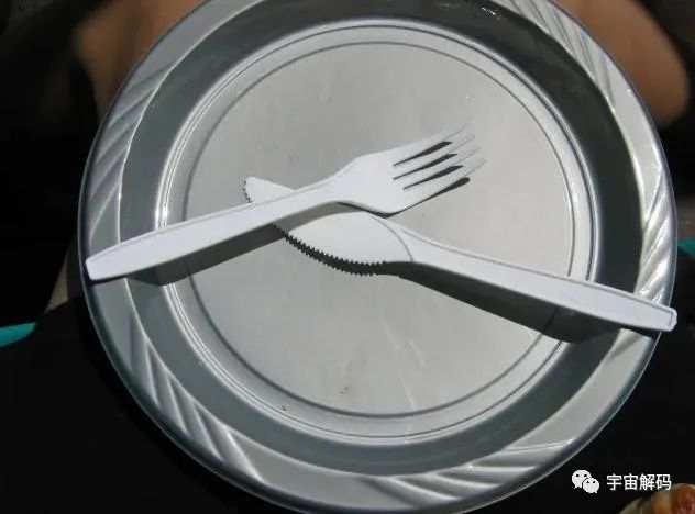 人能多久不进食？他用412斤的体重告诉你答案：382天