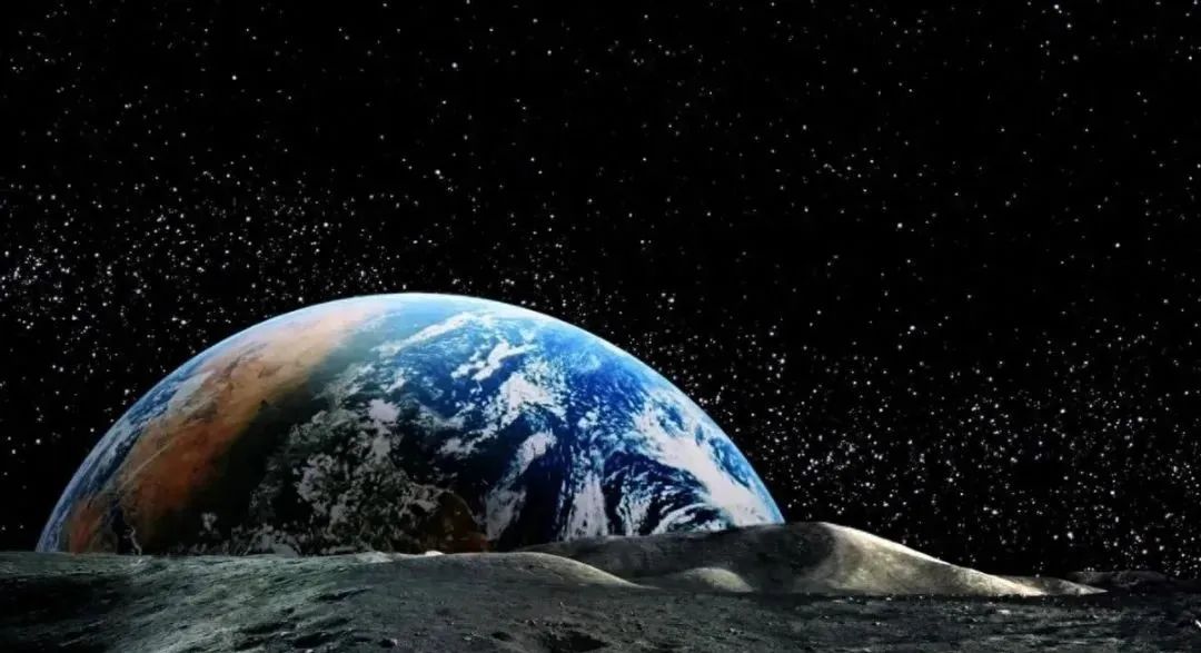 太阳系最不合理的地方，就是对于地球而言，月亮实在是过于巨大了