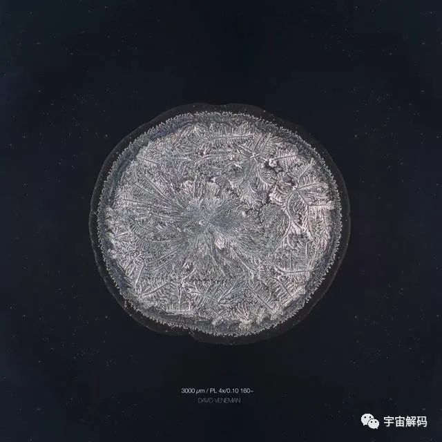 不同情绪下流的泪水，悲伤的泪水“带刺”