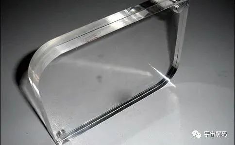 亚克力究竟是玻璃还是塑料？它为何能被广泛的应用？